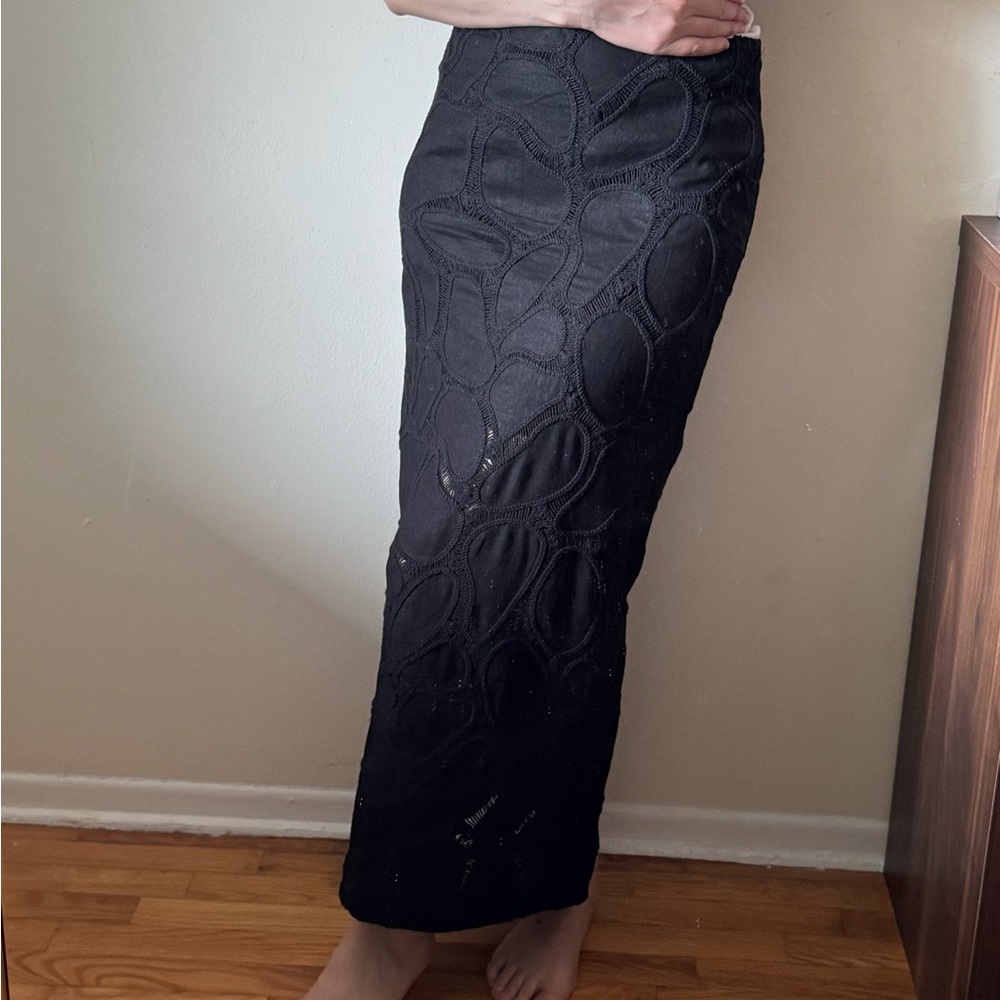 Massimo Dutti Black Maxi Skirt with Slit. New without tags